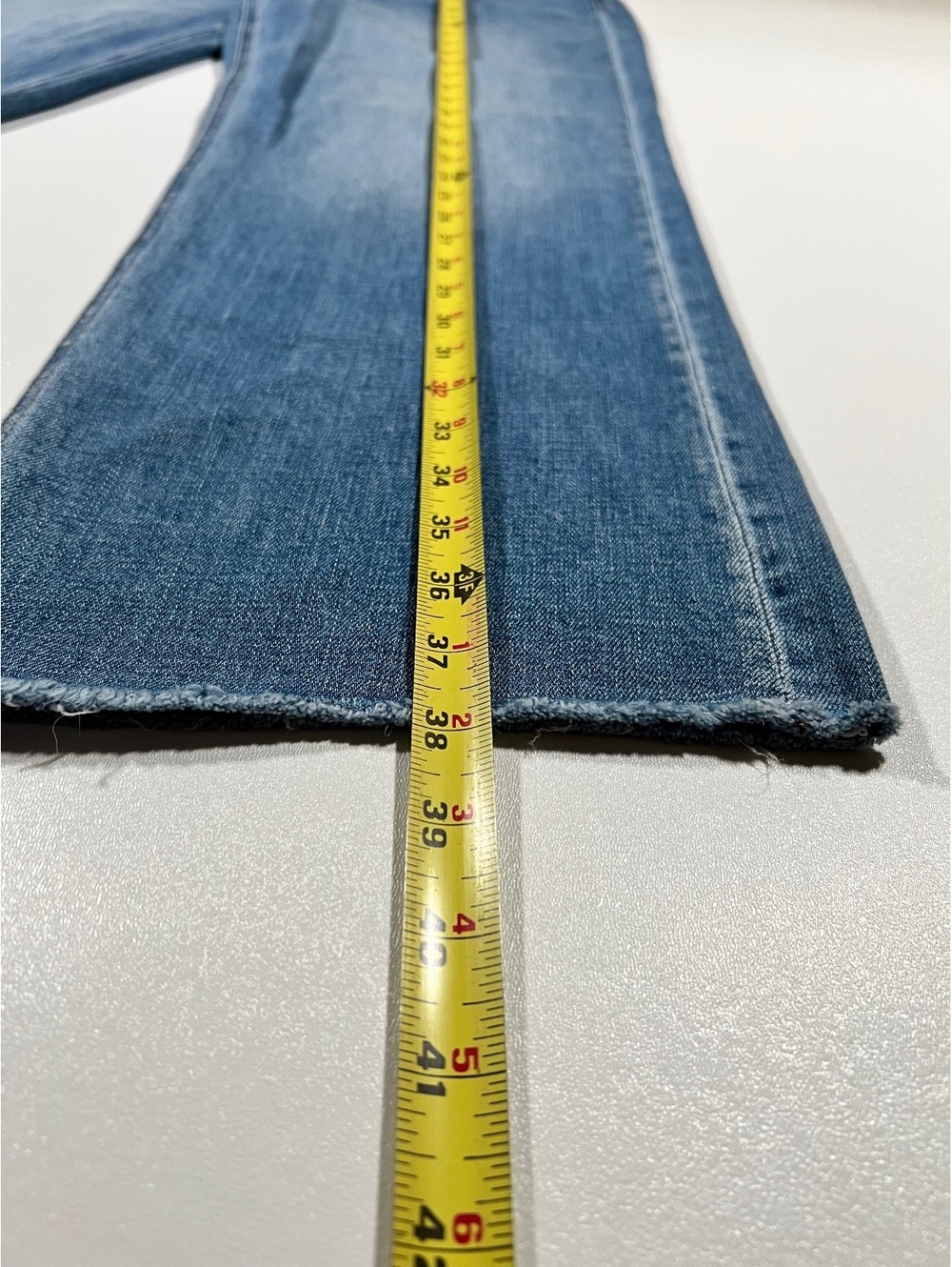 Vervet by Blue Jeans Kendall High-Rise Dad Jeans Women's Size 30 Distressed - Picture 6 of 7